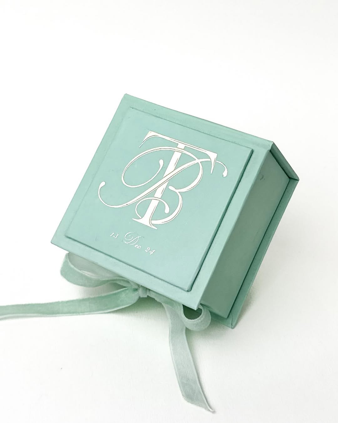 Baby Pink Color bid Box