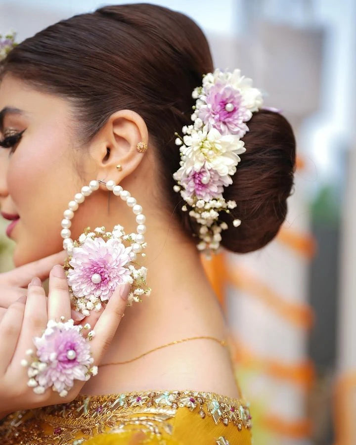 Haldi& Mehndi Flowers jewellery