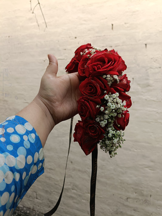 Timeless Floral Hair Accessory