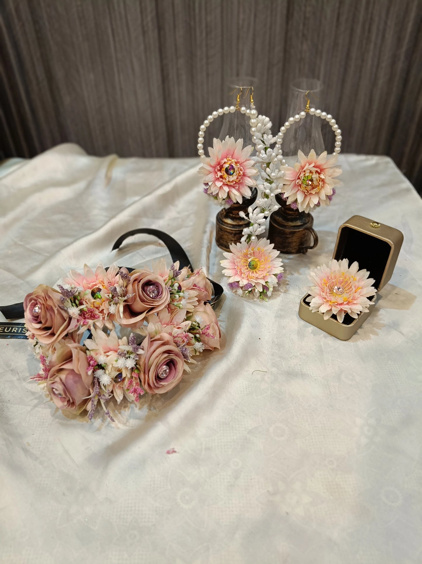 Bright Evening Nikah jewelry