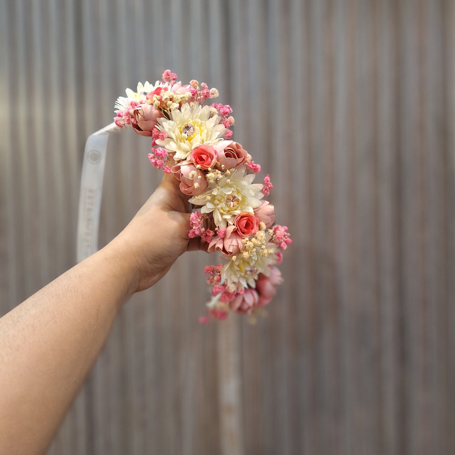 Daisy hair bun