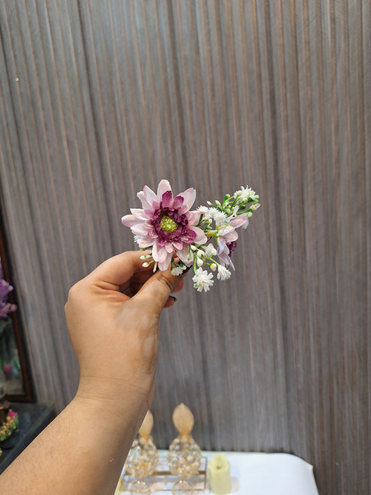 Double shaded Floral Pins