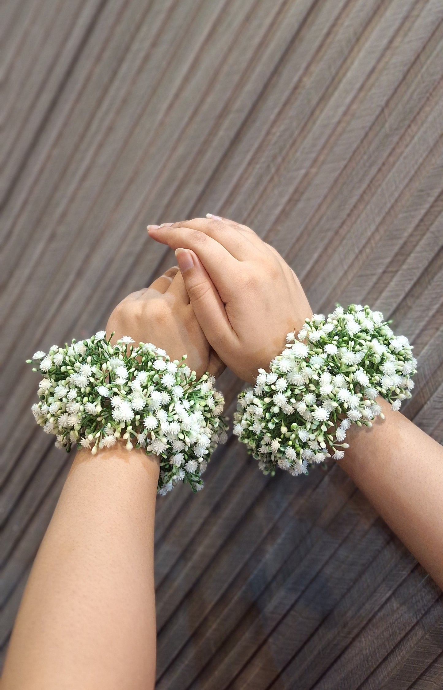 Pearl Bloom Baby's Breath Bracelet