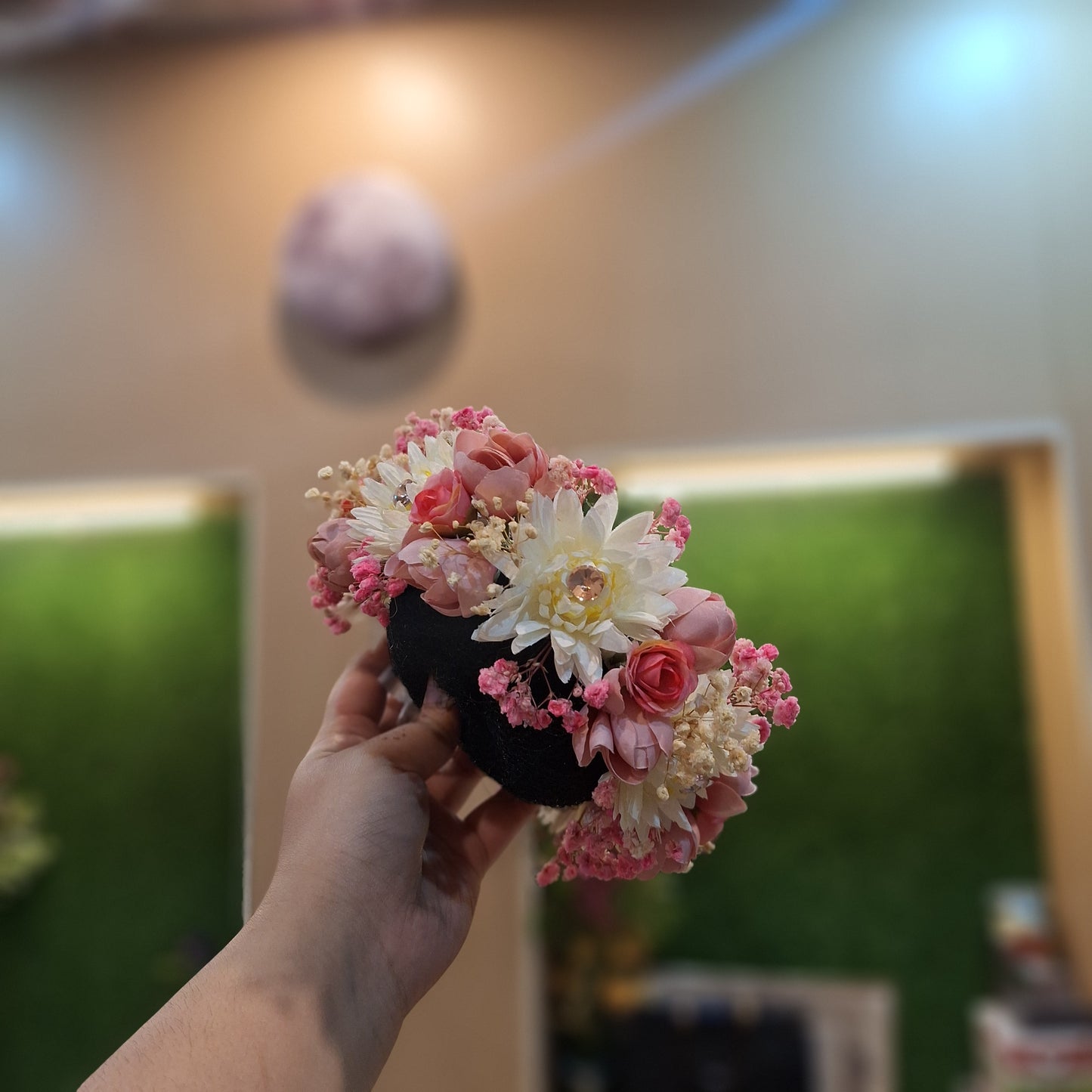 Daisy hair bun