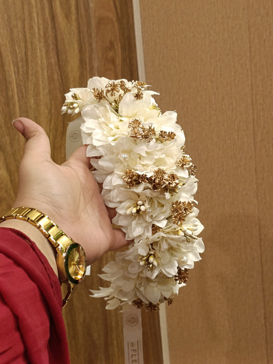 Chrysanthemum and Gold Hair Bun