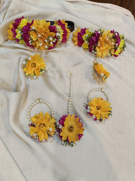 Artificial floral jewelry