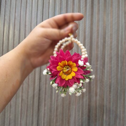 Charming earrings bindiya