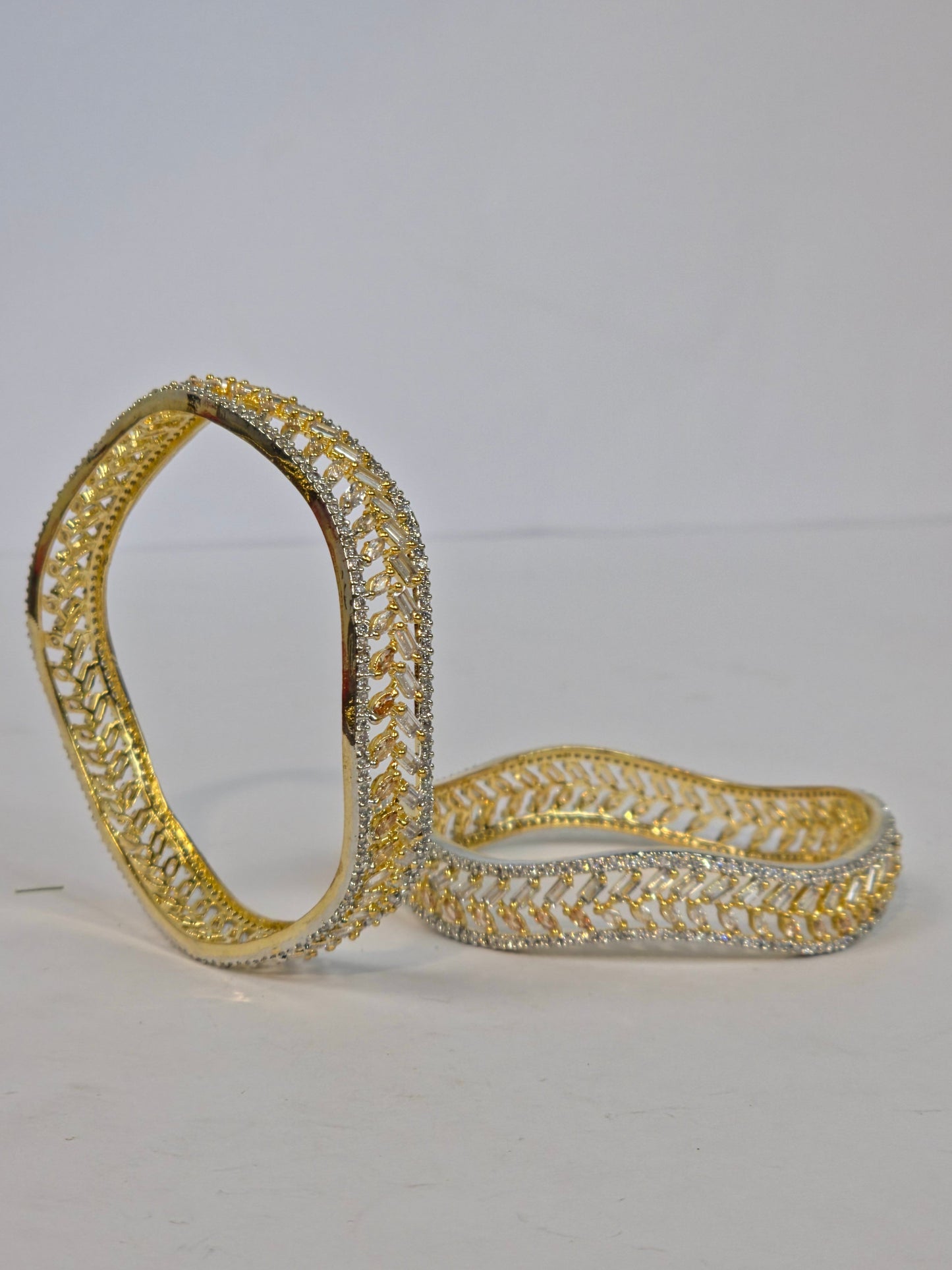 Aurora Luster Bangle set