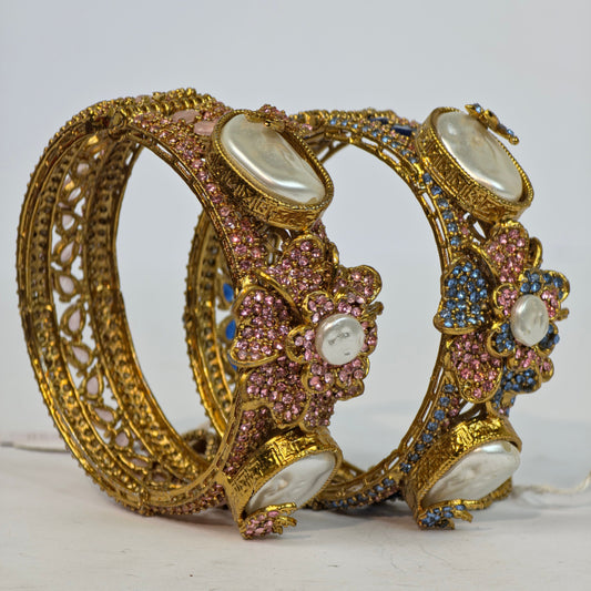 Turkish Floral Breclete