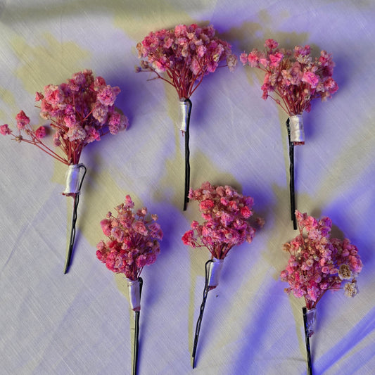 Features real, preserved dried baby's breath in a stunning pink hue that lasts long after the event.