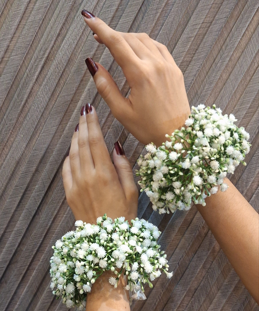 Pearl Bloom Baby's Breath Bracelet
