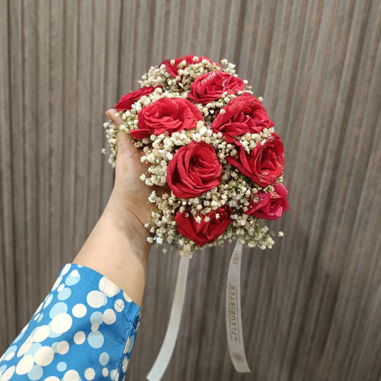 Red Charm fresh red rose and baby's breath hand gajra pair for bridal Mehndi by Defleuristes