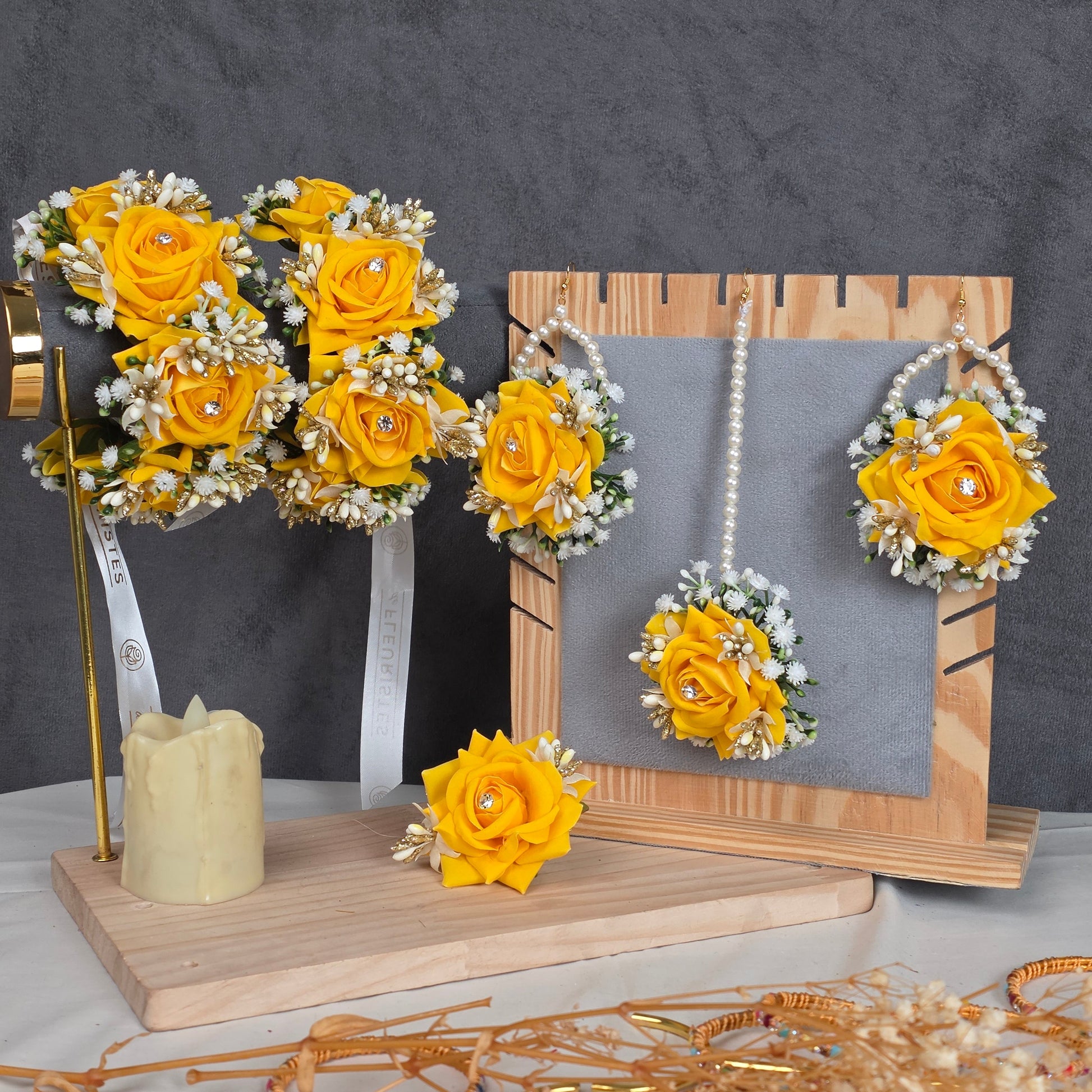 Product photo of Mehndi Elegance Jewelry, floral earrings by De Fleuristes