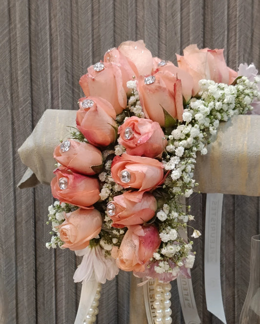 Pretty petals floral Gajra