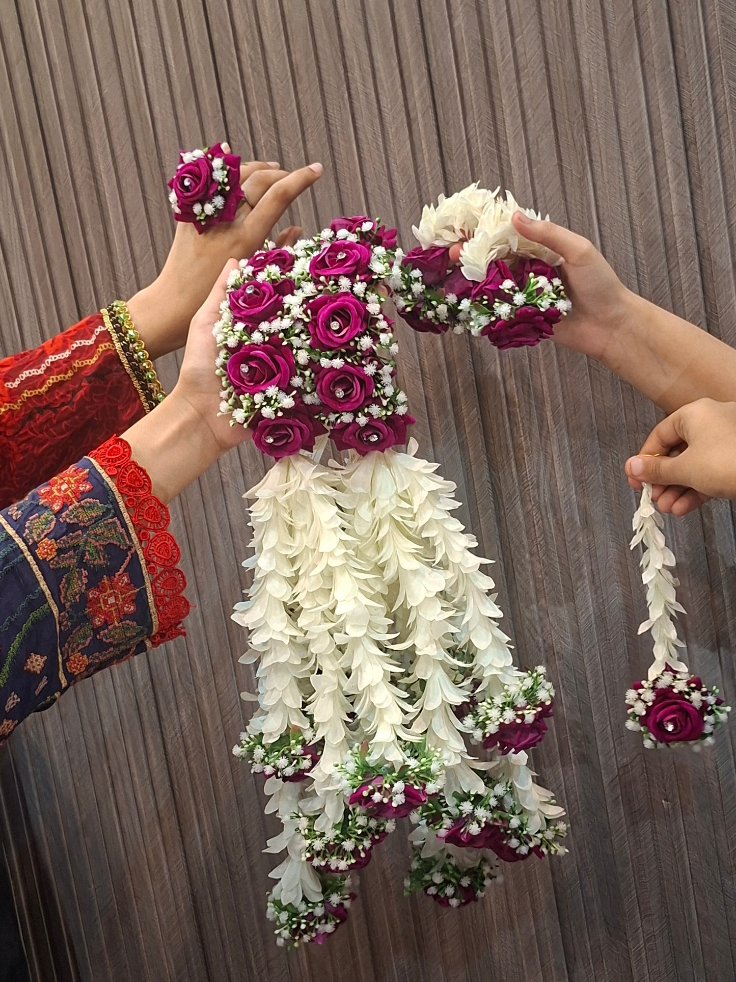 Premium tube rose kaleera