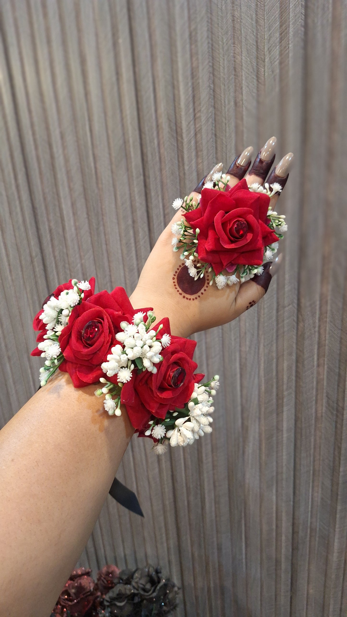 Dilkash floral jewelry