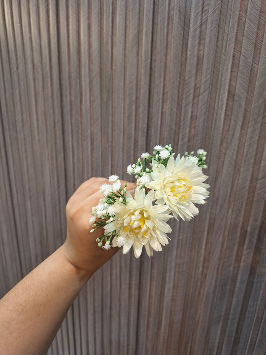 Creamy petals
