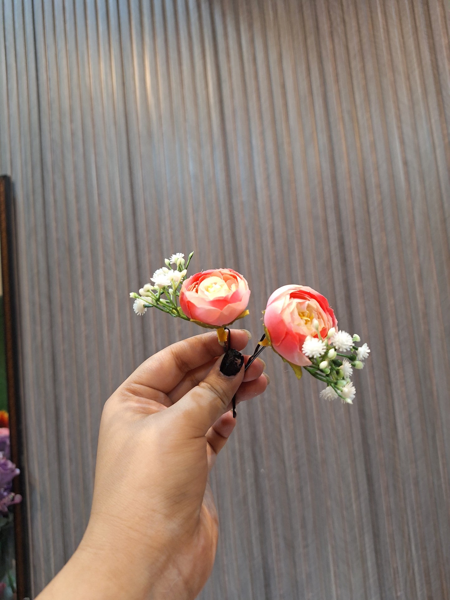 Pink Floral pin's