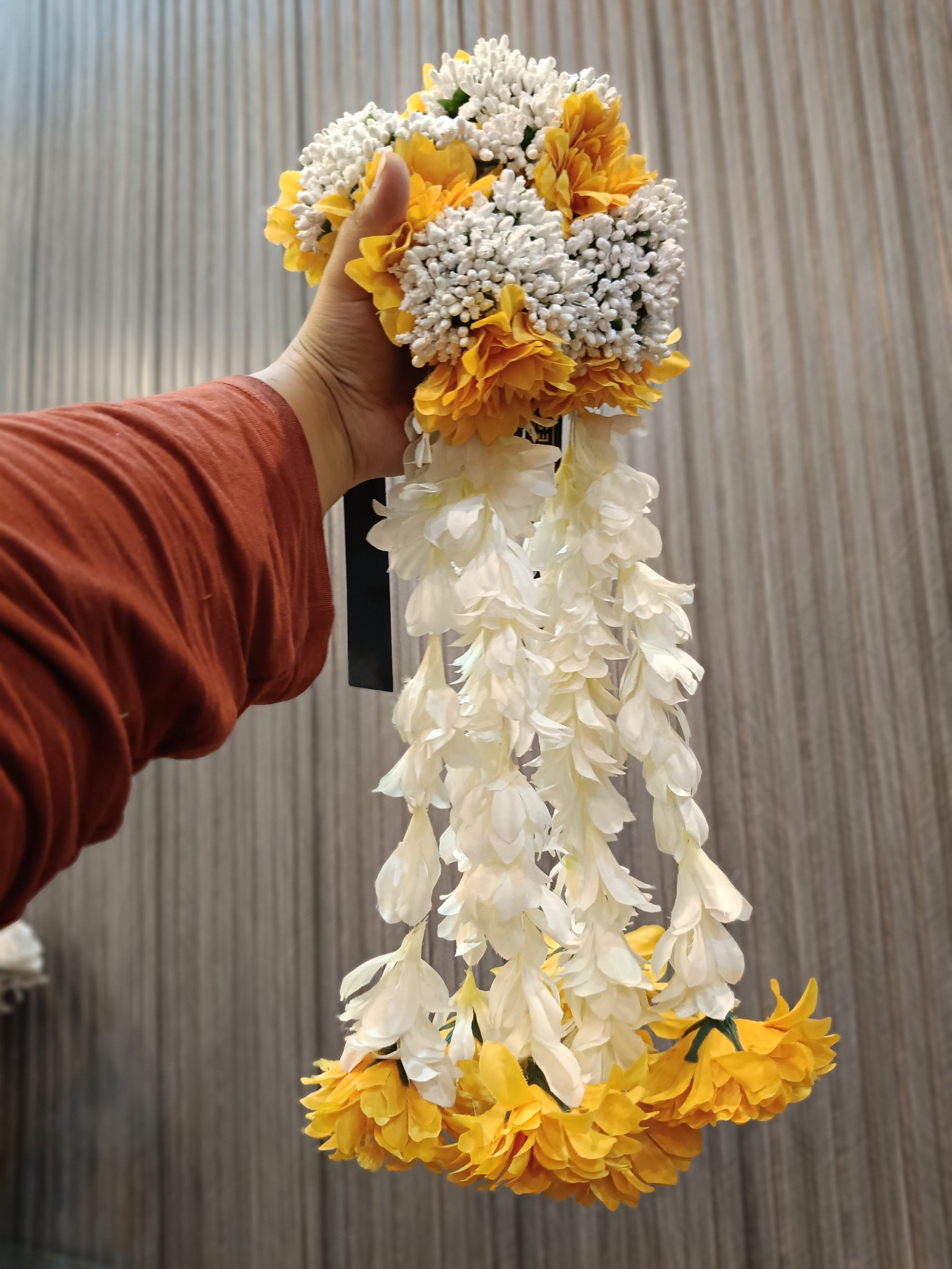 Sunshine Floral Gajra