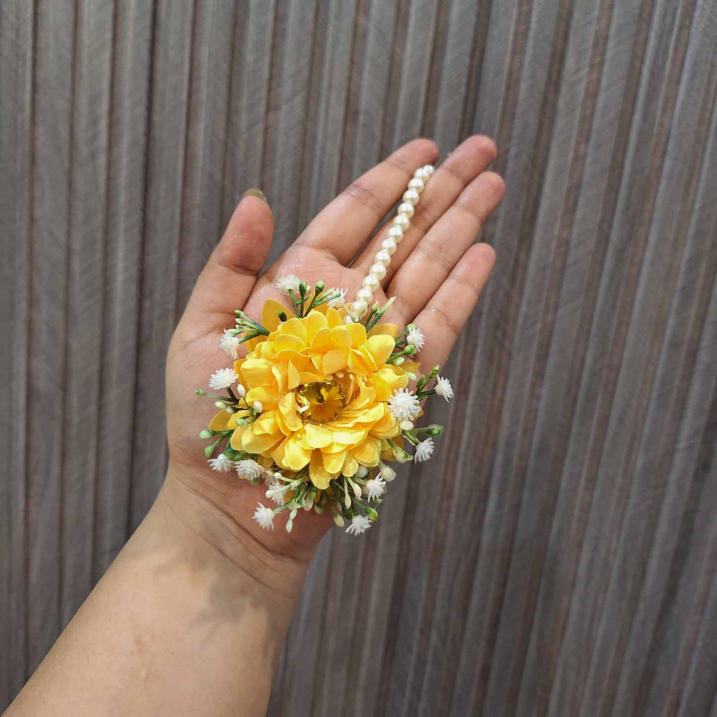 Sunrise Floral earrings and bindiya