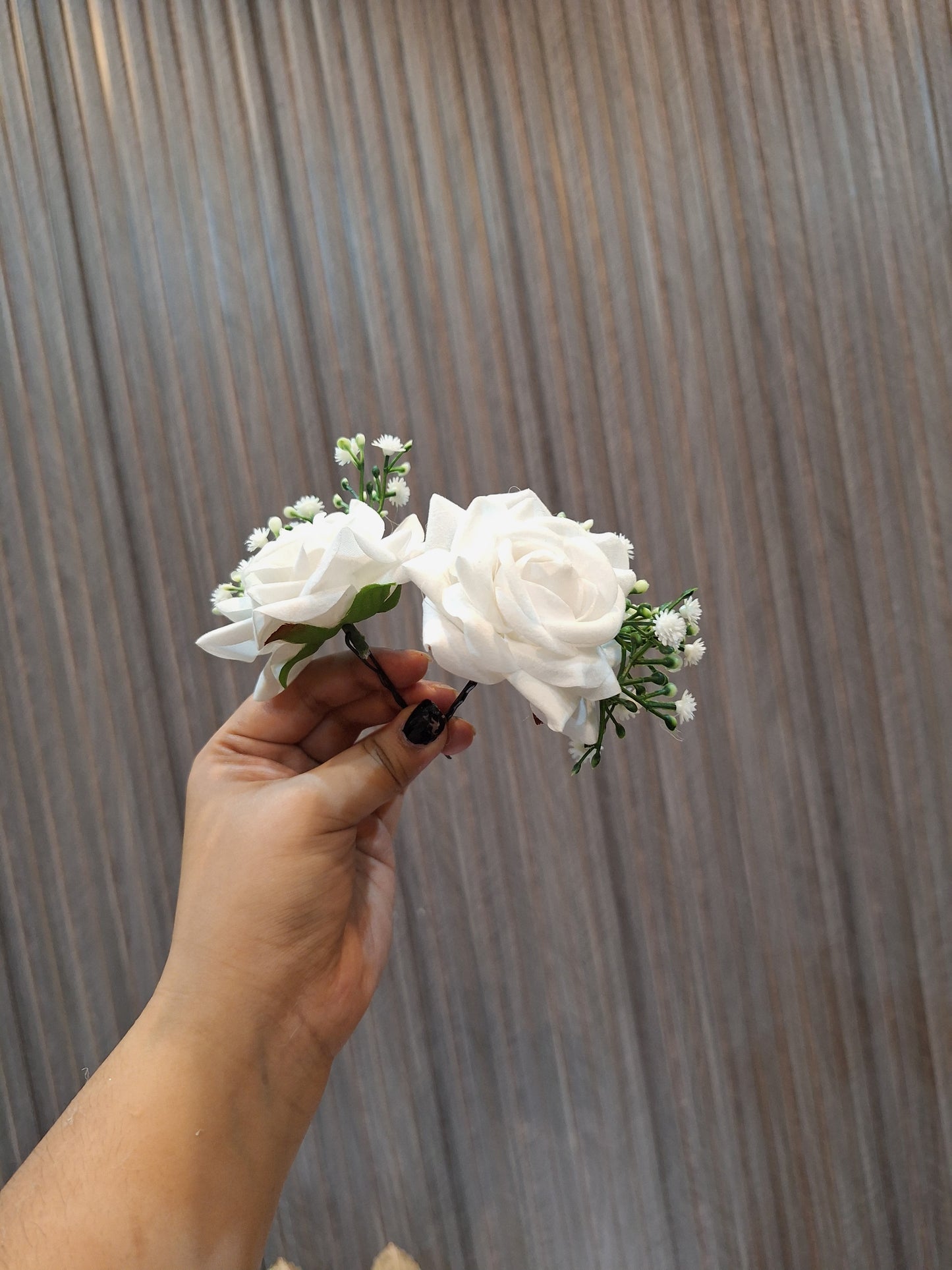 White Rose pin's