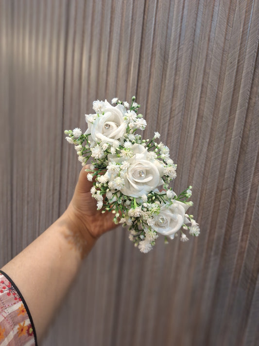 Daisy petal clip